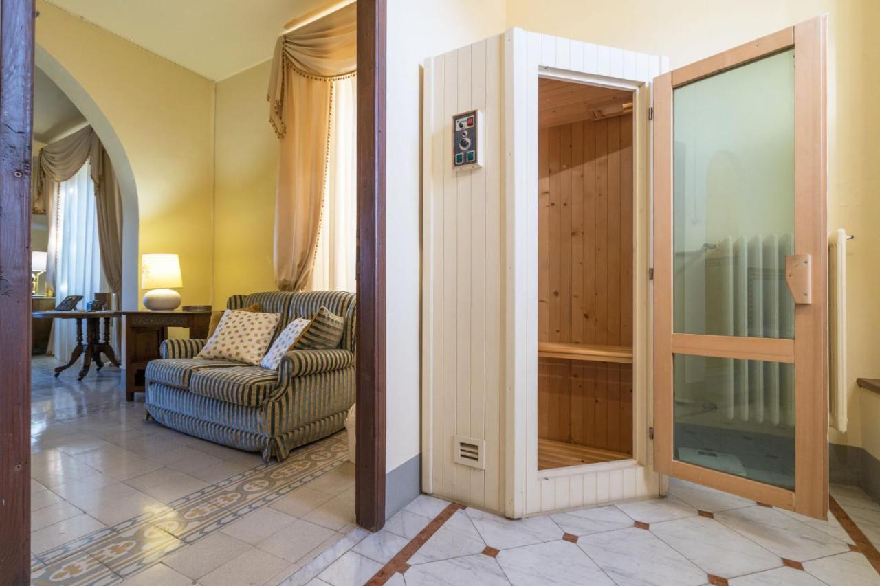 Villa Ines Charme Near Lucca 알토파시오 외부 사진