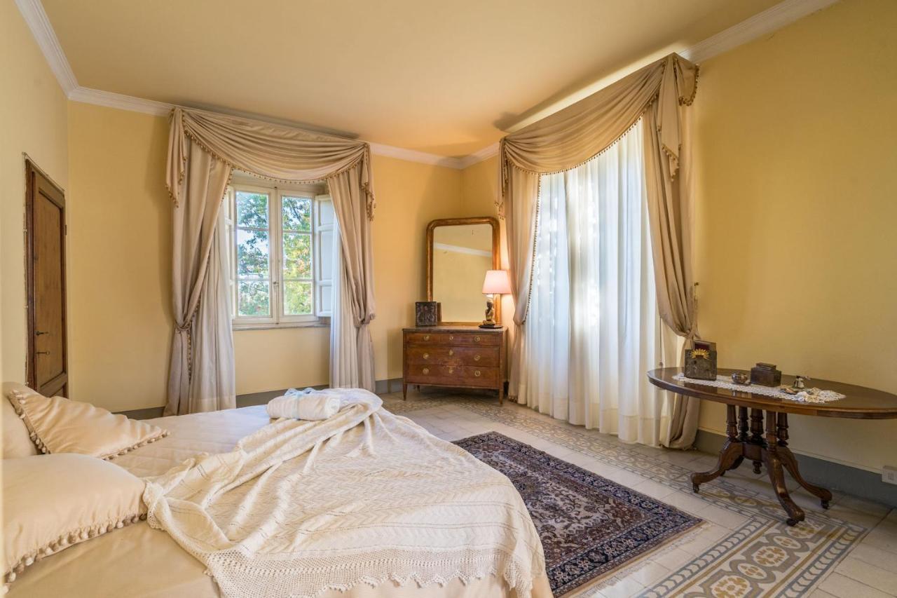 Villa Ines Charme Near Lucca 알토파시오 외부 사진