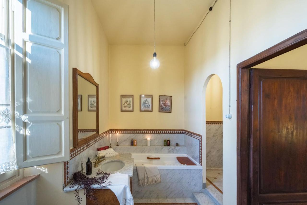 Villa Ines Charme Near Lucca 알토파시오 외부 사진