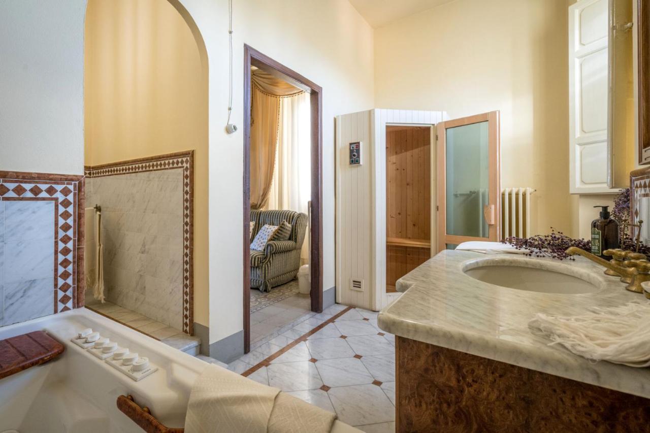 Villa Ines Charme Near Lucca 알토파시오 외부 사진